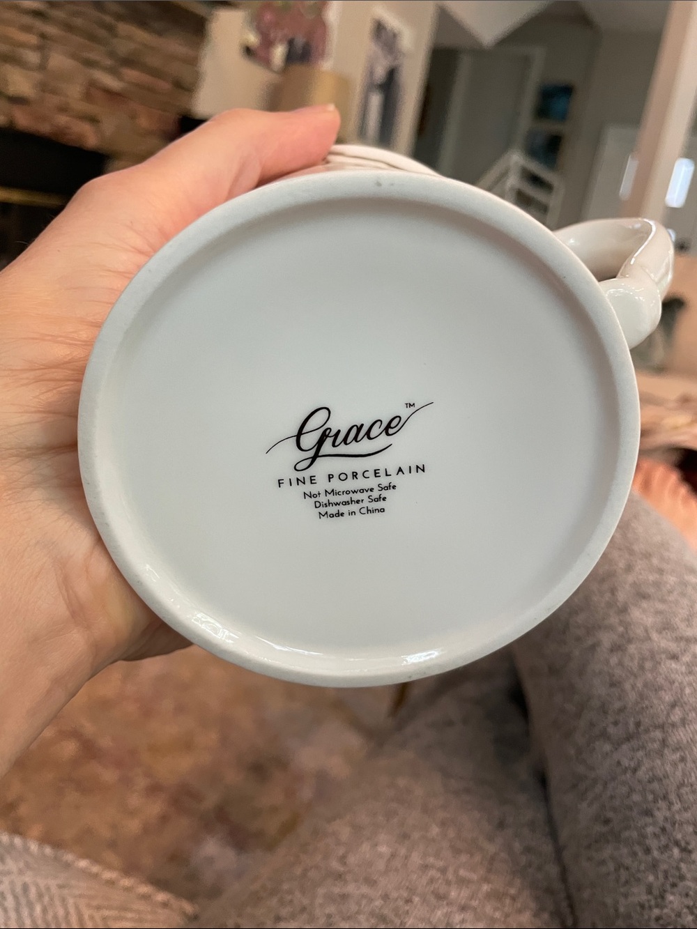 Grace White Porcelain Mug with Script Logo - Picture 2 of 3